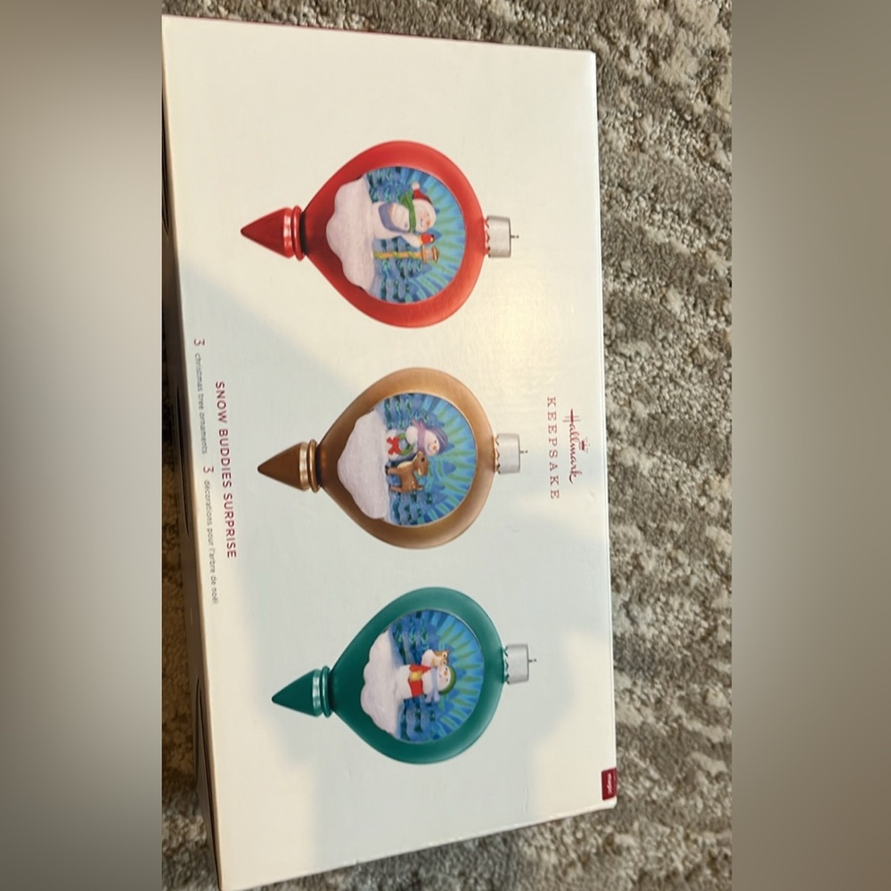 KEEPSAKE  Snow Buddies Surprise Ornament Set 2019